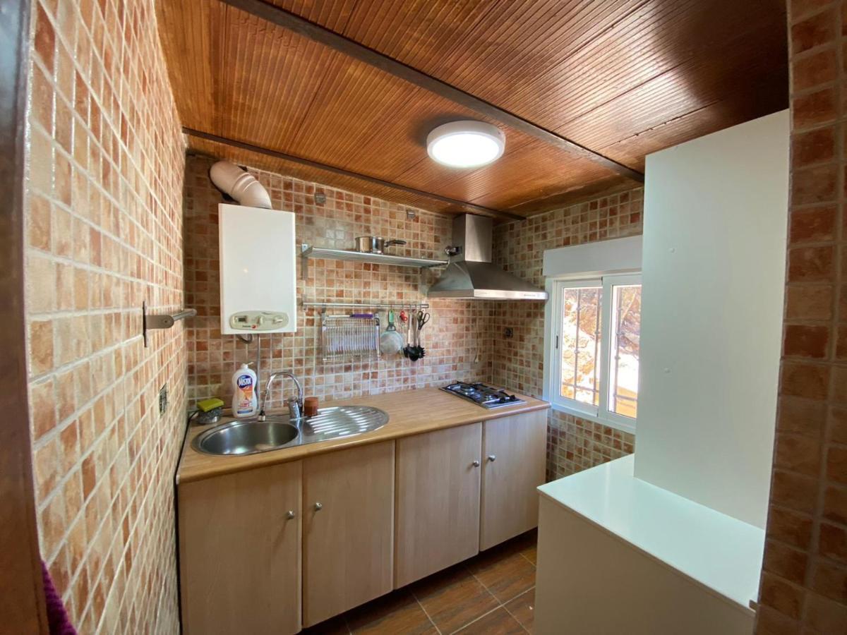 Estudio Coqueto Con Cocina, Bano Y Piscina De Temporada Compartida, A 8Km De Cordoba, En Plena Sierra,By Trassierrarooms Екстер'єр фото